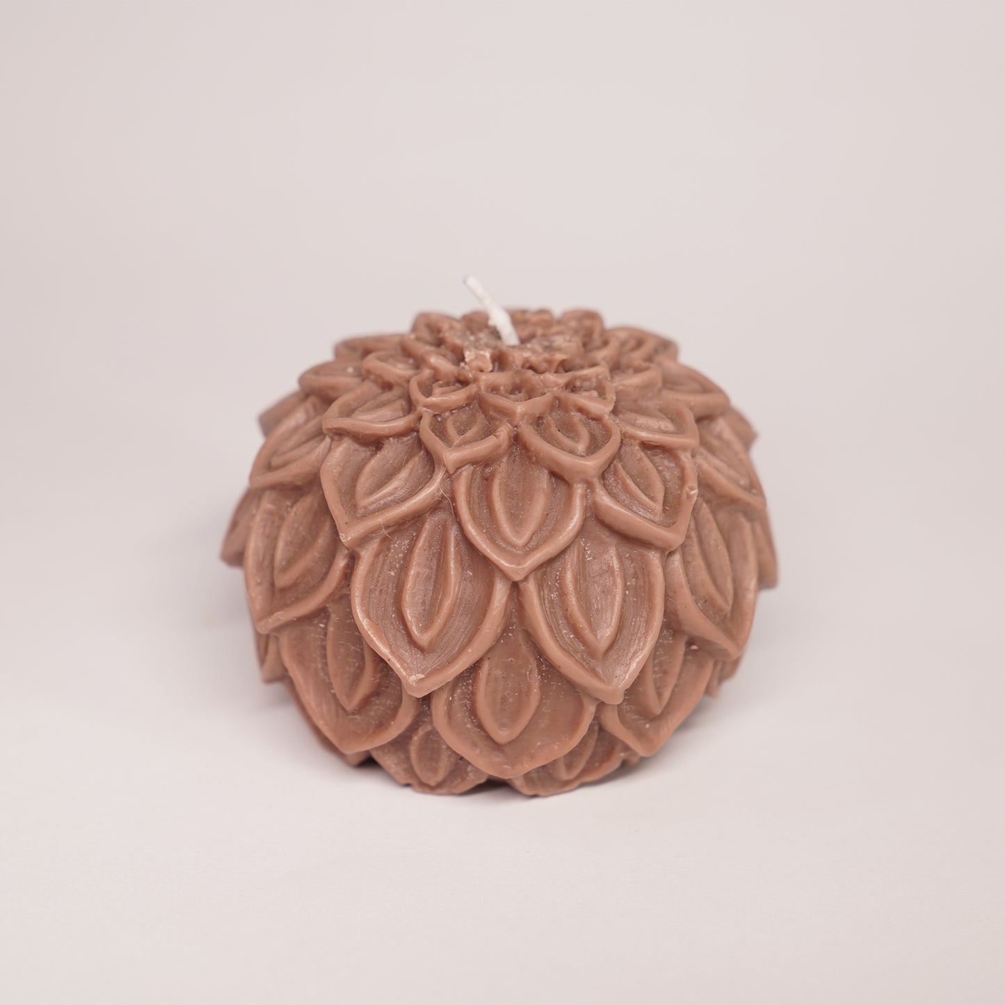 Cube Petals Candle – Hand-poured Floral Sculpture