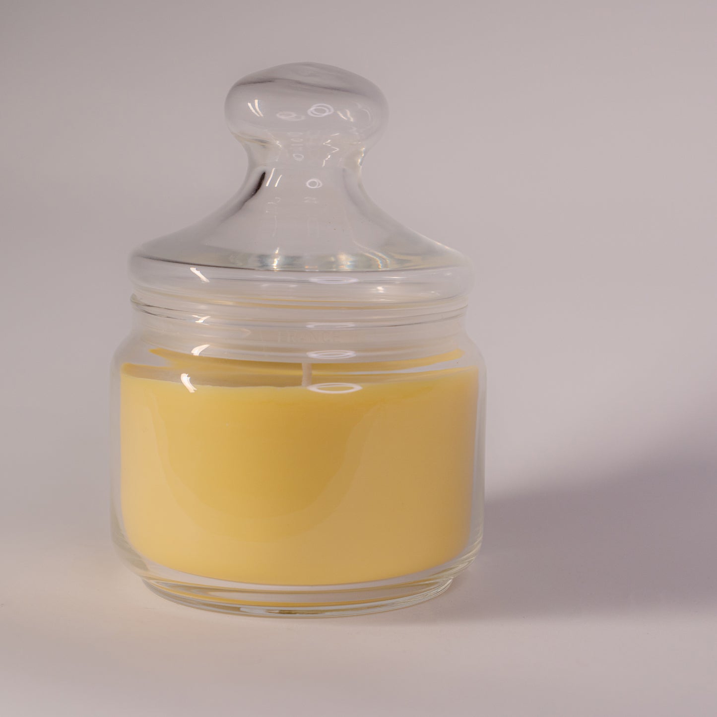 Halo Jar Candle – Handmade, Aromatic & Elegant