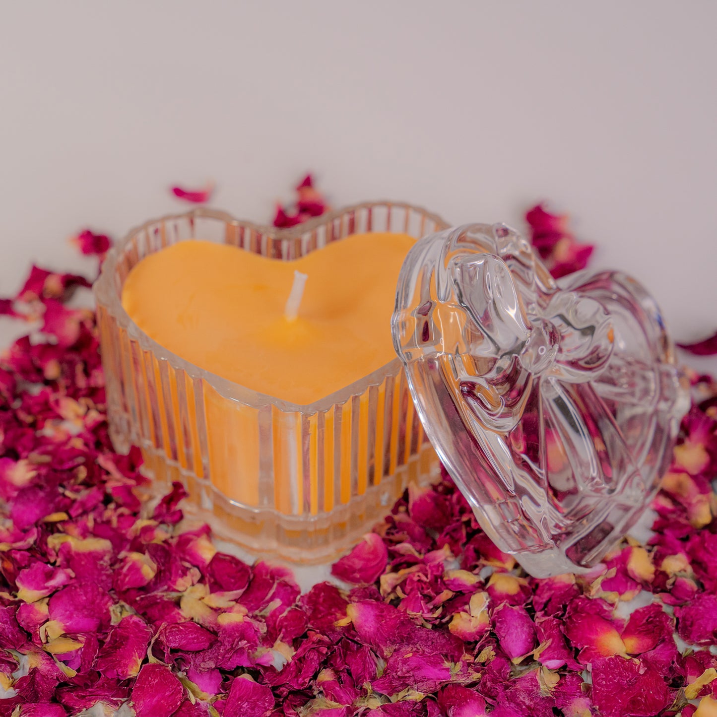 Crystal Heart Scented Candle – Elegance