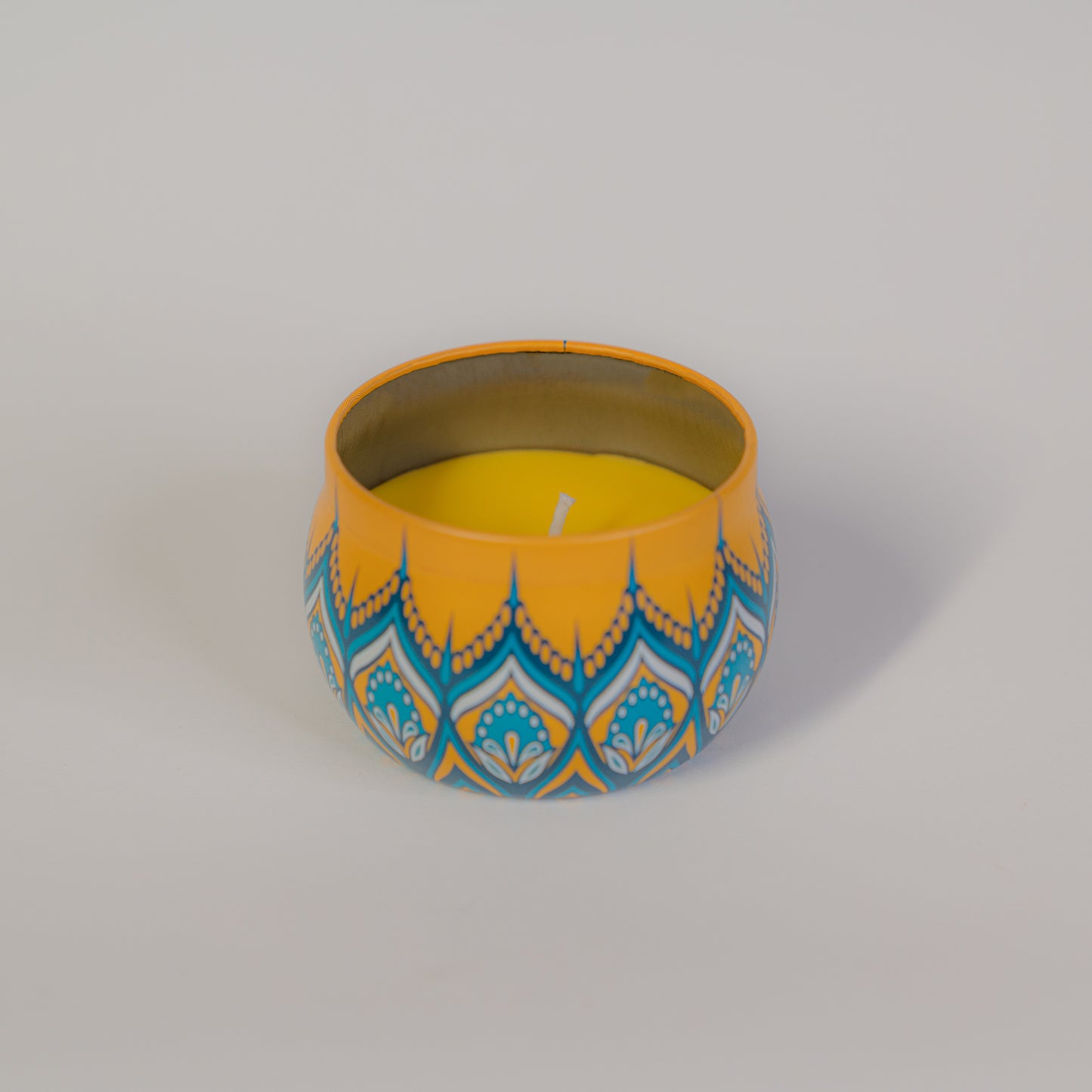 Mystery Tin Candle – Handmade & Aromatic (1 of 7 Unique Designs)