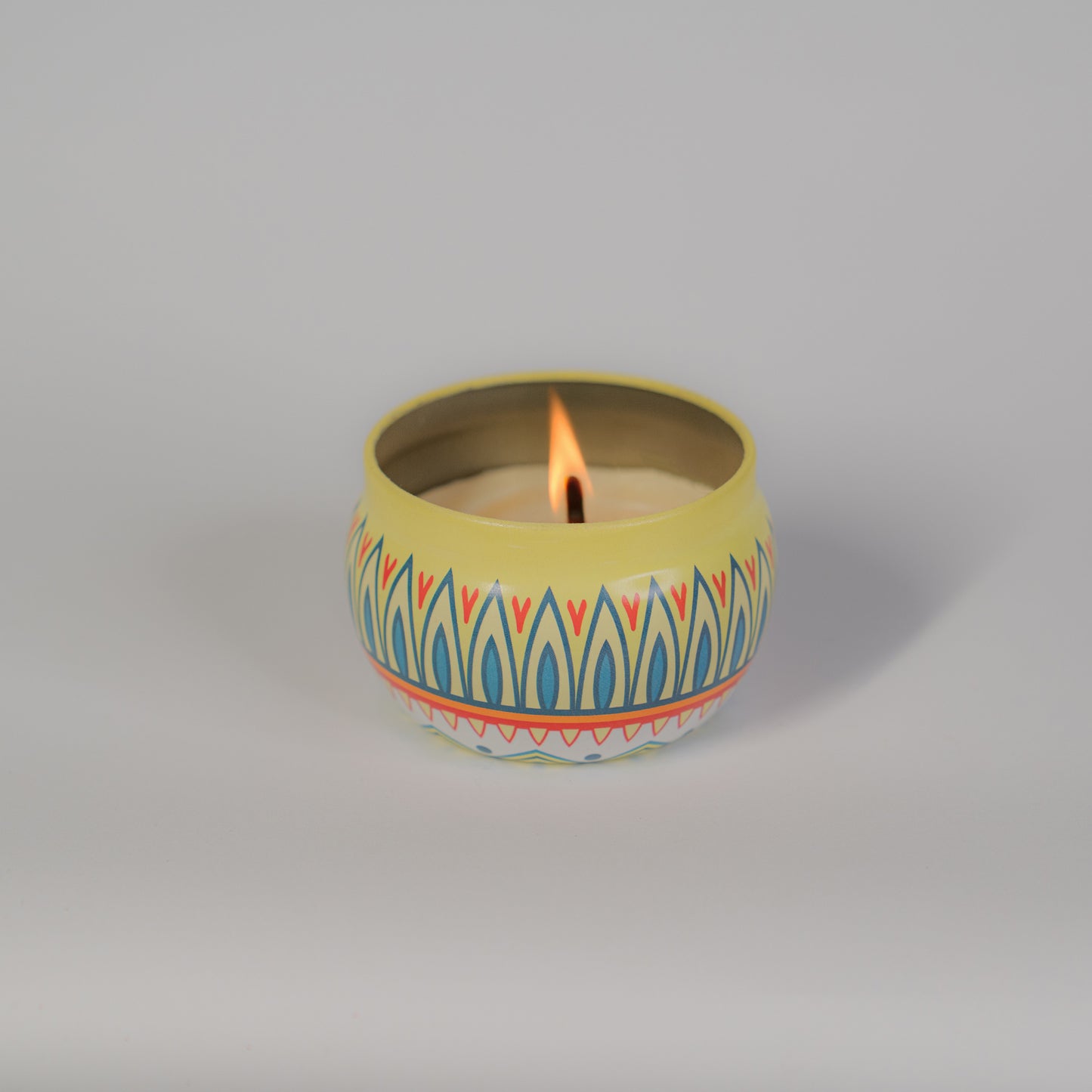 Mystery Tin Candle – Handmade & Aromatic (1 of 7 Unique Designs)
